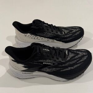 Brooks Launch 11 Women’s Size 8.5